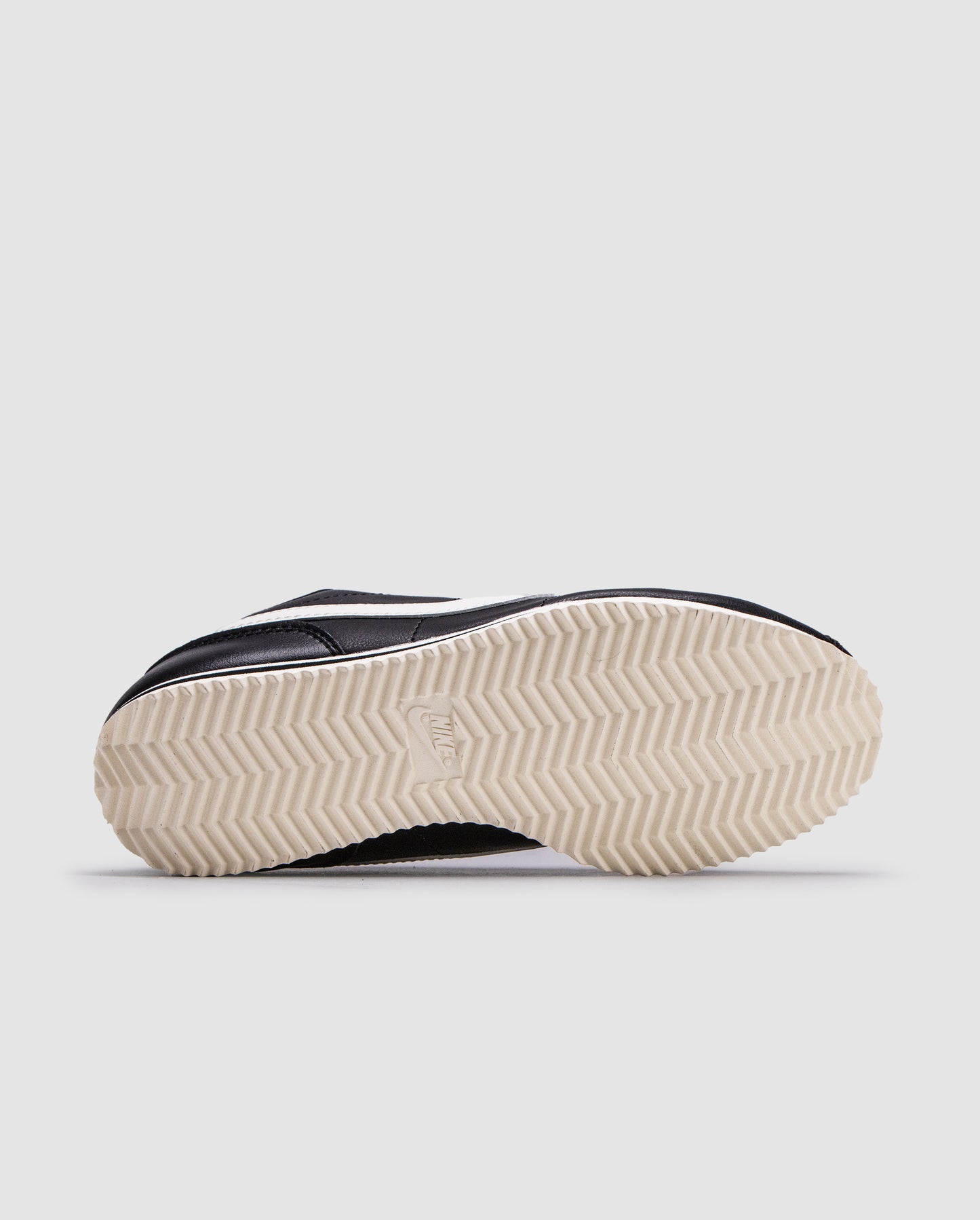 Nike Cortez Basic Black White