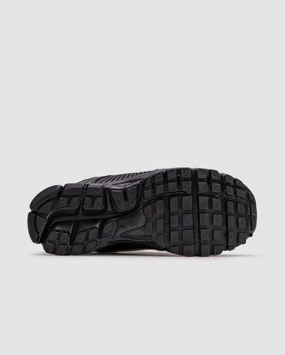 Nike Vomero 5 Black White Logo