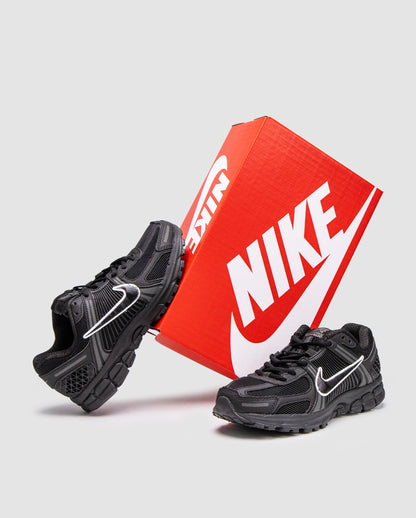 Nike Vomero 5 Black White Logo