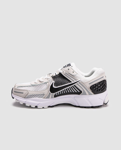 Nike Zoom Vomero 5 White Black Platinum Tint Metalic