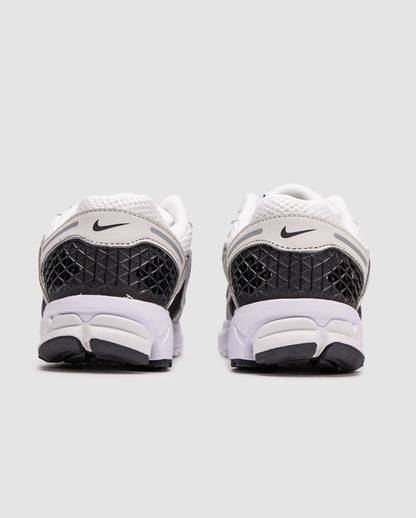 Nike Zoom Vomero 5 White Black Platinum Tint Metalic