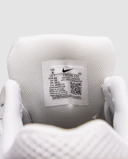 Nike Zoom Vomero 5 White Black Platinum Tint Metalic