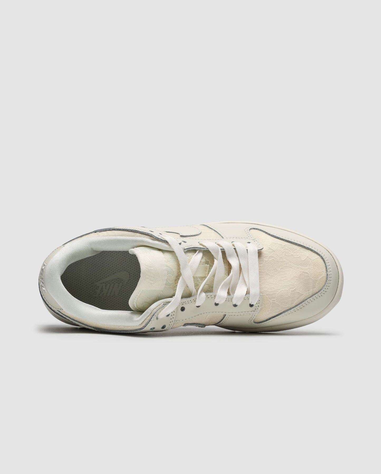 Nike SB Dunk Low Lace pack Soft Pearl