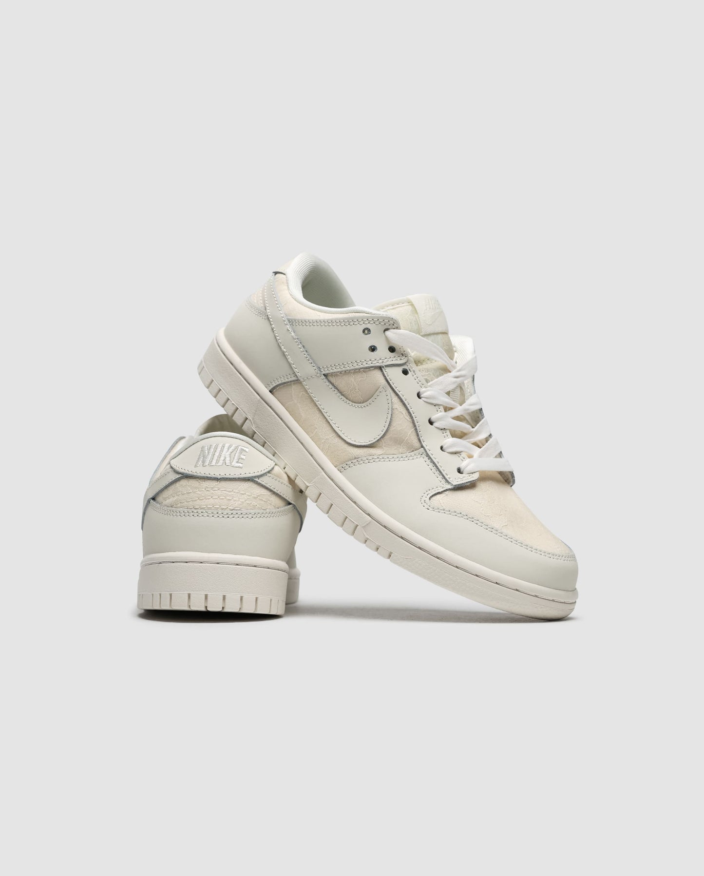 Nike SB Dunk Low Lace pack Soft Pearl