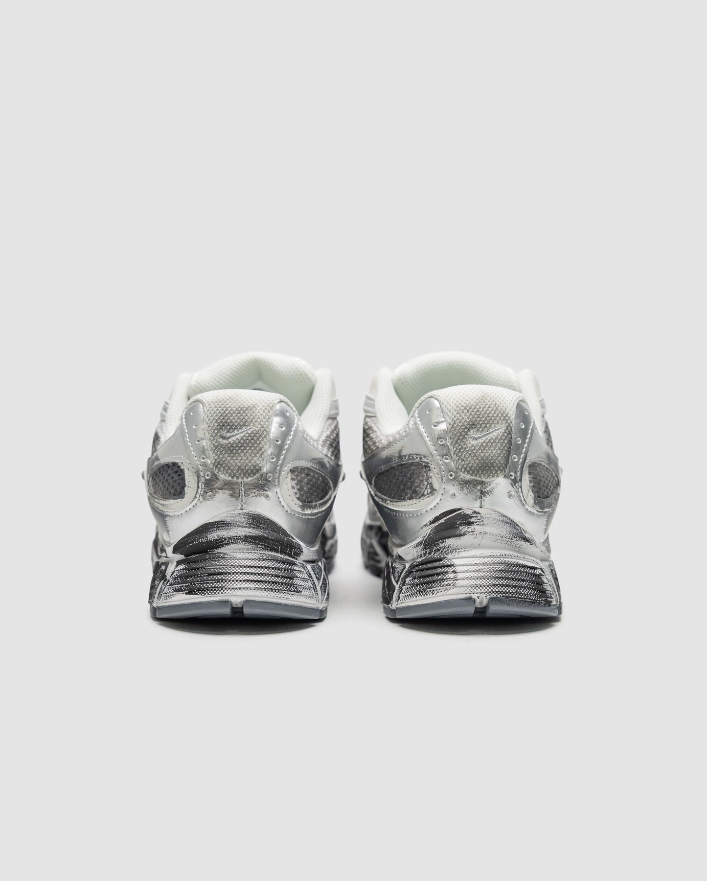 Nike Zoom Vomero V5 RNR Custom Grey