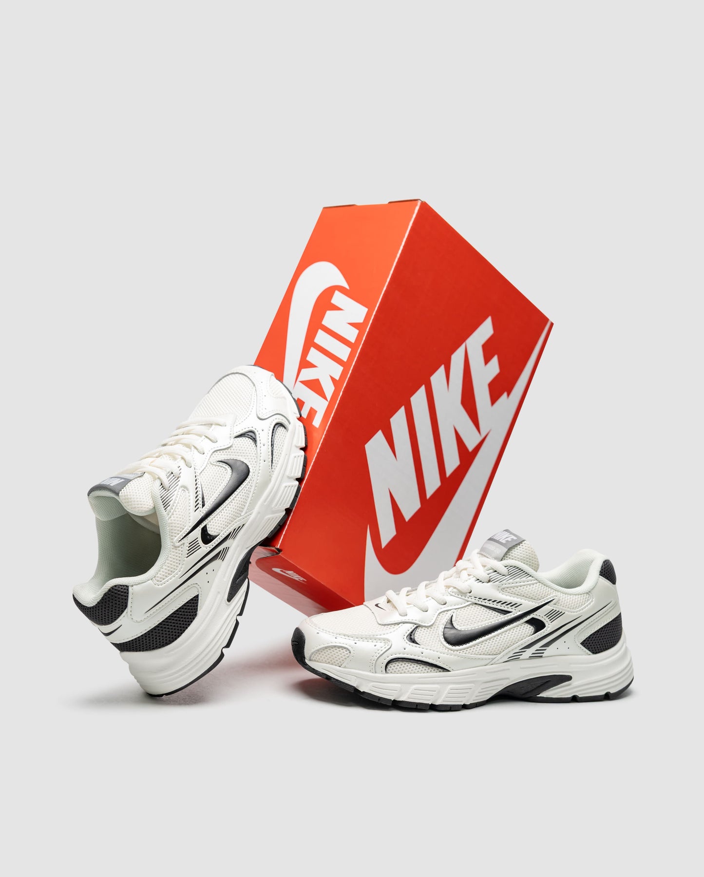 Nike Air Zoom Vomero 20 White Black