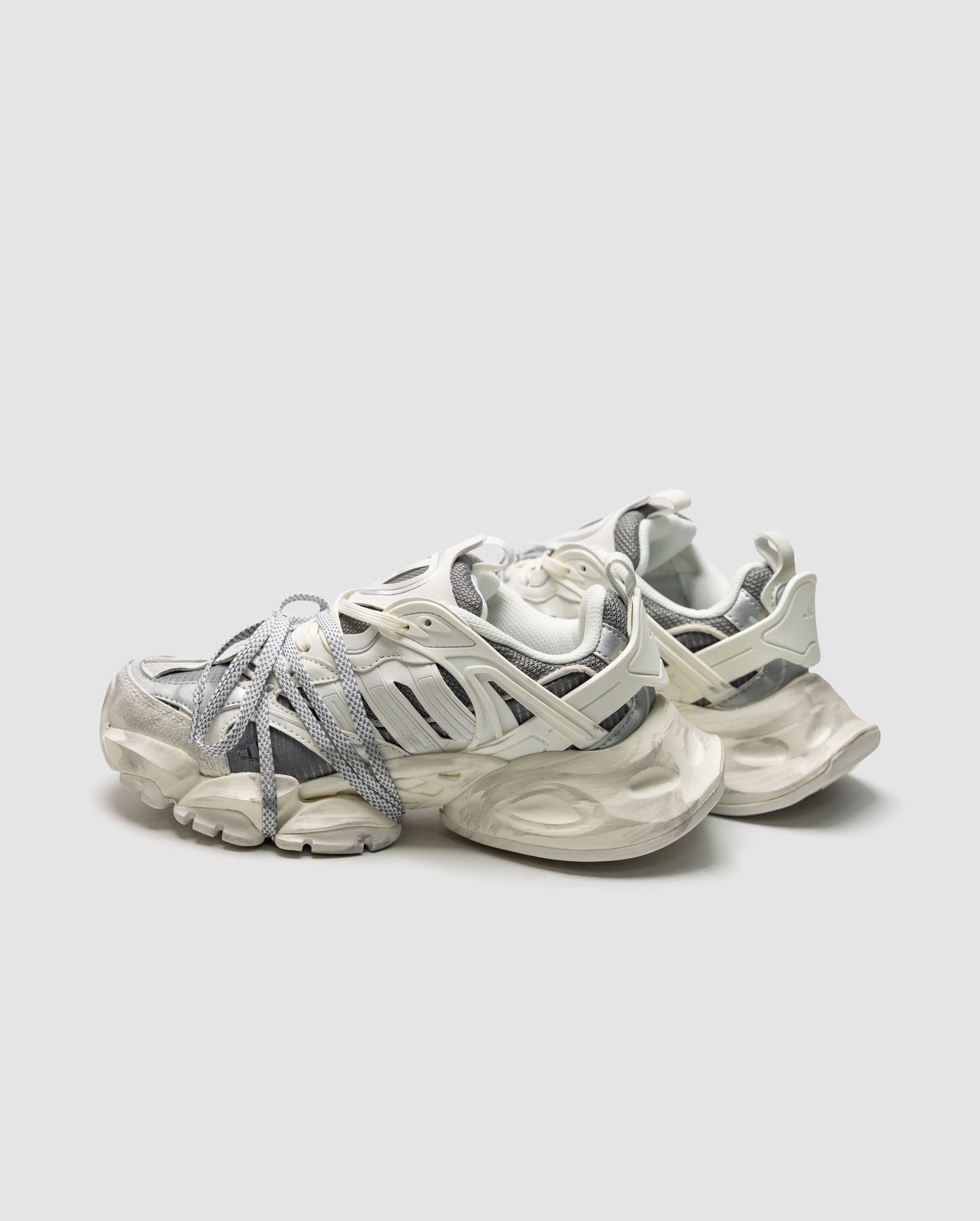 Adidas Vento XLG Deluxe Grey White