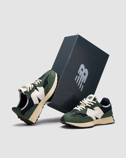 New Balance 327 Midnight Green