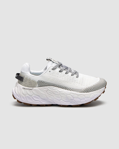 New Balance Fresh Foam x More Trail v3 White Grey