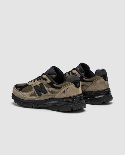 New Balance 990 v3 Olive