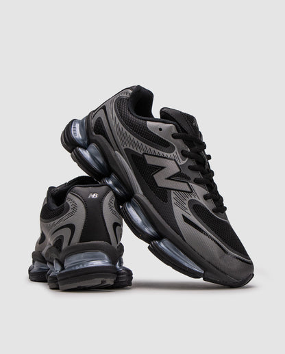 New Balance 2000 Silver Black