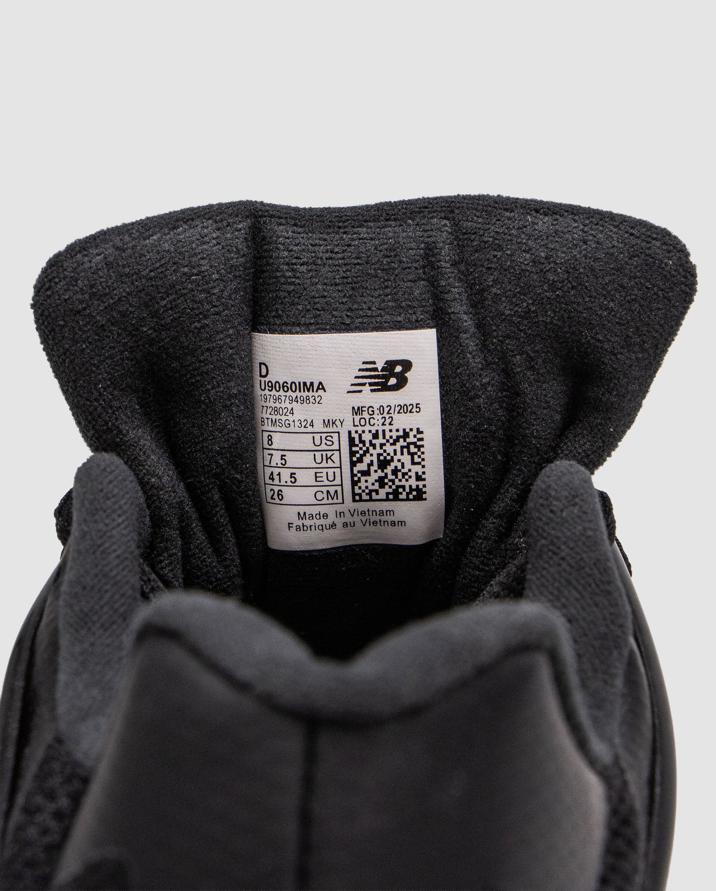 New Balance 9060 Black II