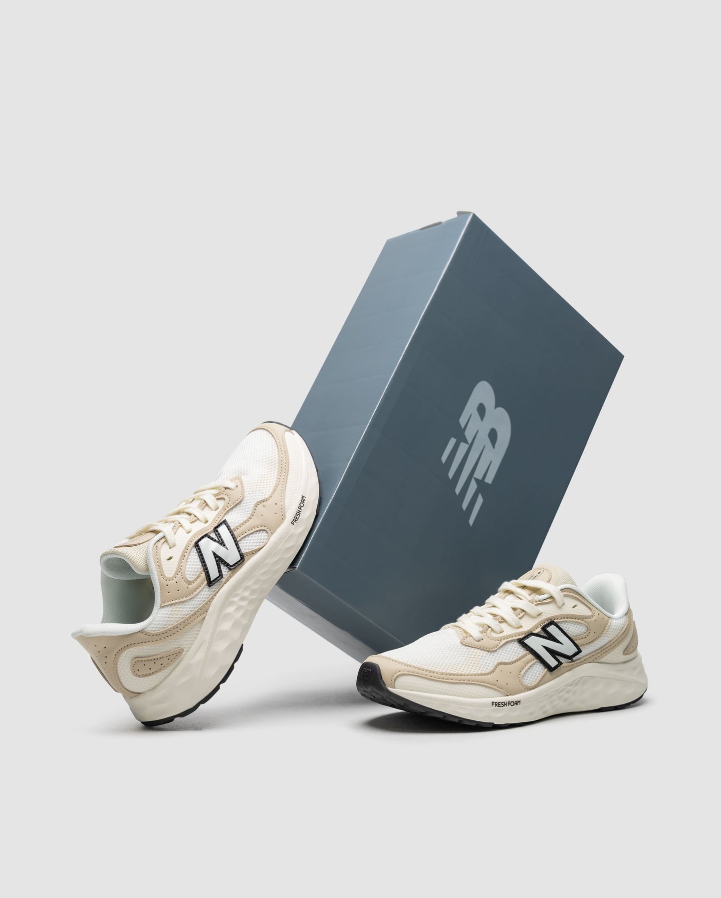 New Balance Arishi V4 Tiralux MARISTC4 Beige