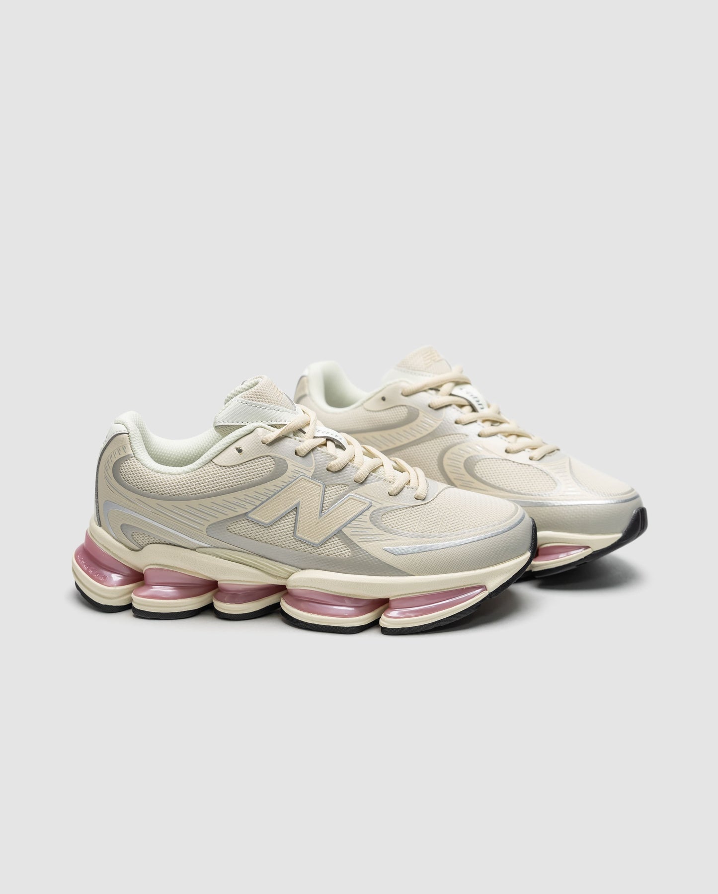 New Balance 2000 Timberwolf Double Bubble