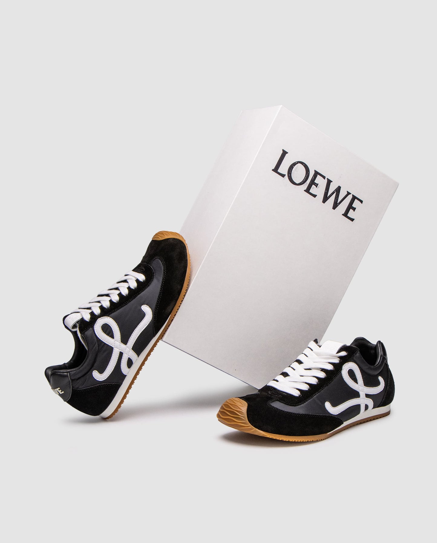 Loewe Ballet Runner 2.0 Black White