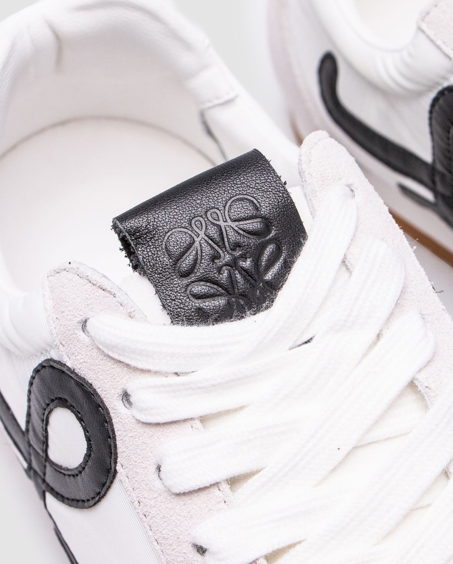 Loewe Ballet Runner 2.0 White