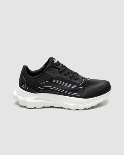 Alo Yoga Runner Black White