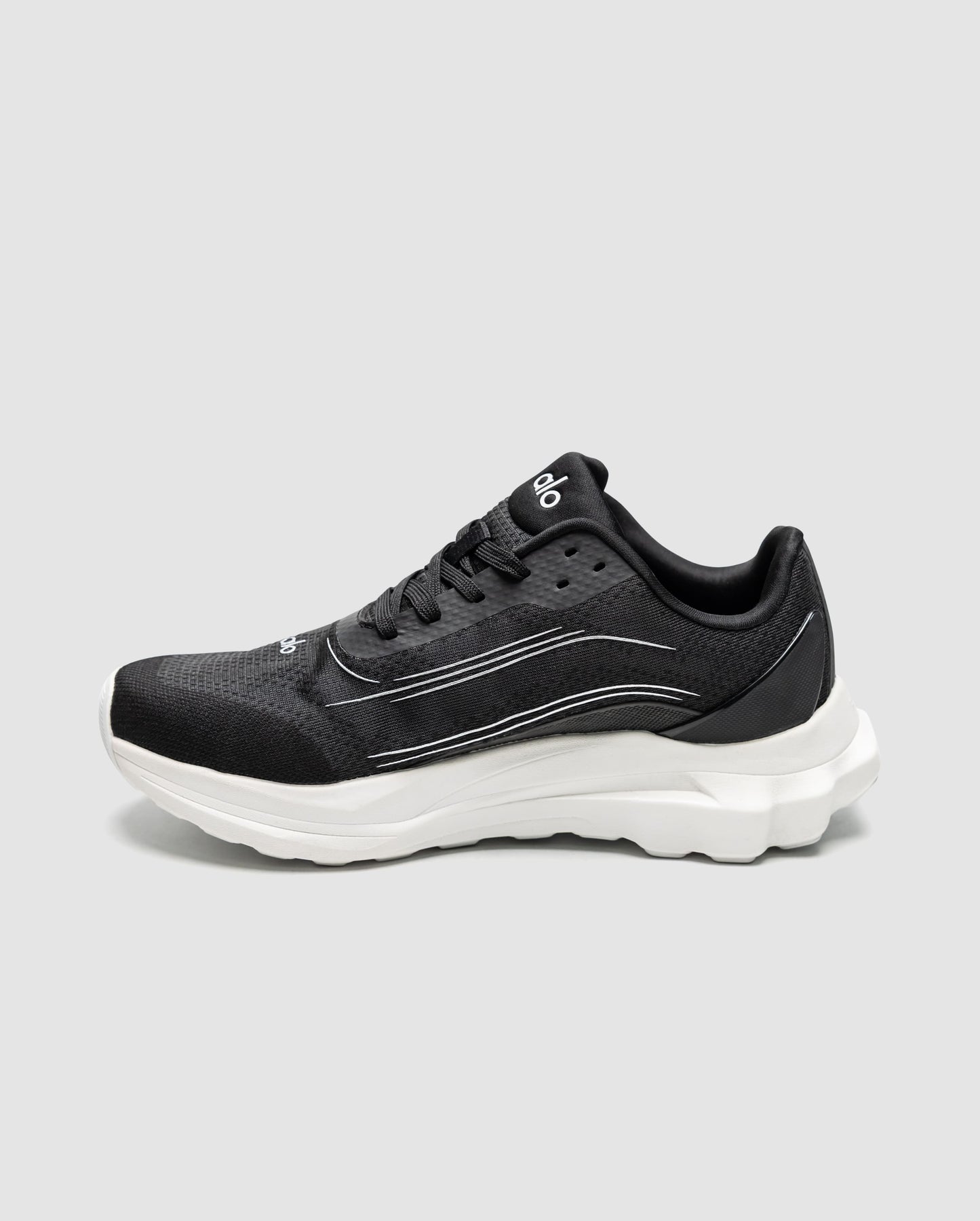 Alo Yoga Runner Black White