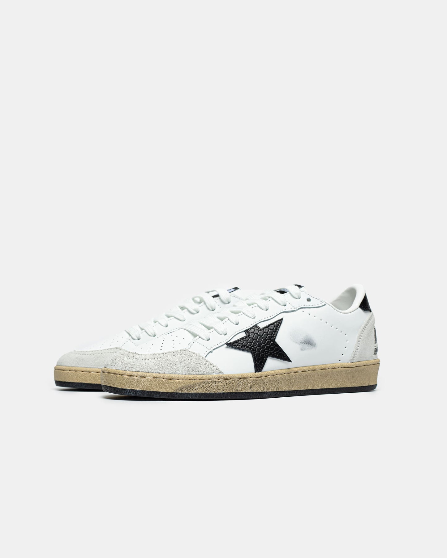 Golden Goose Superstar White