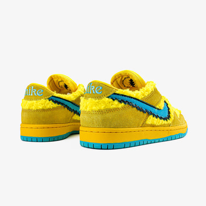 Nike SB Dunk Low Grateful Dead x Yellow Bear