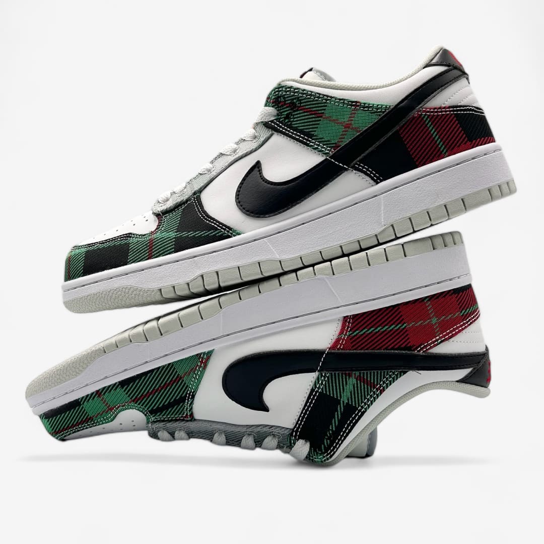 Nike SB Dunk Tartan Plaid