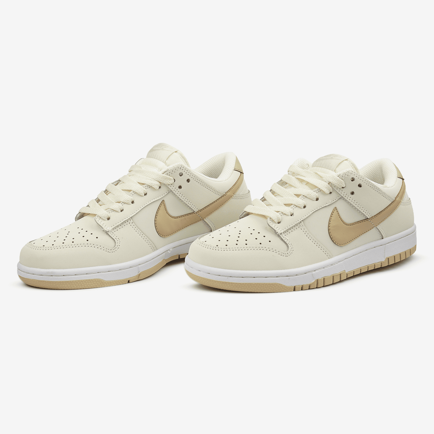 Nike SB Dunk Low Phantom Sanddrift