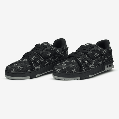Louis Vuitton Trainer Black Grey Logo