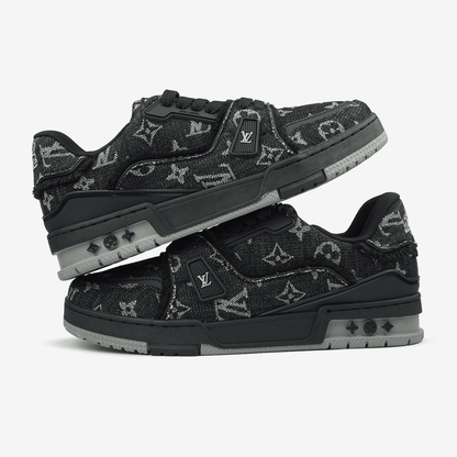 Louis Vuitton Trainer Black Grey Logo