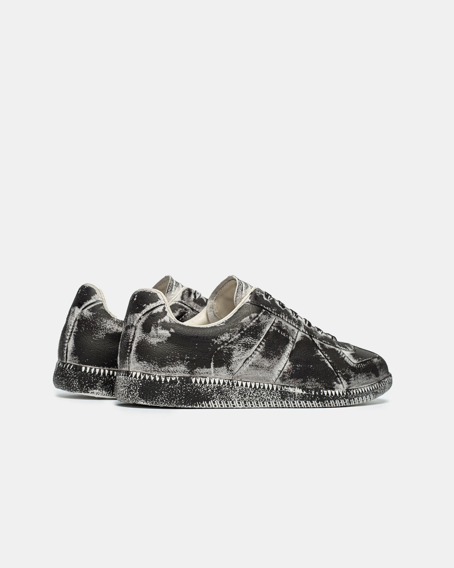 Maison Margiela Replica Grafit Paint