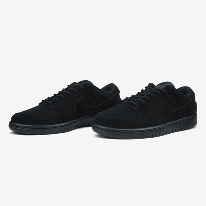 Nike SB Dunk Triple Black
