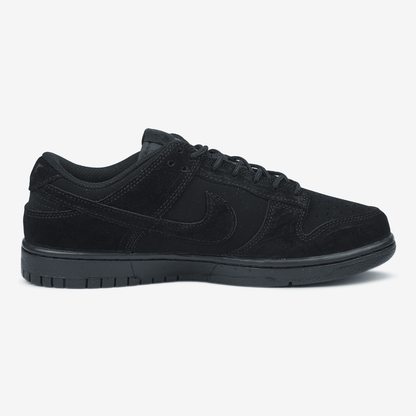 Nike SB Dunk Triple Black