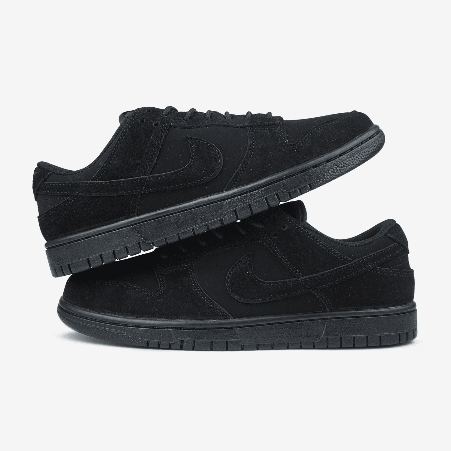Nike SB Dunk Triple Black
