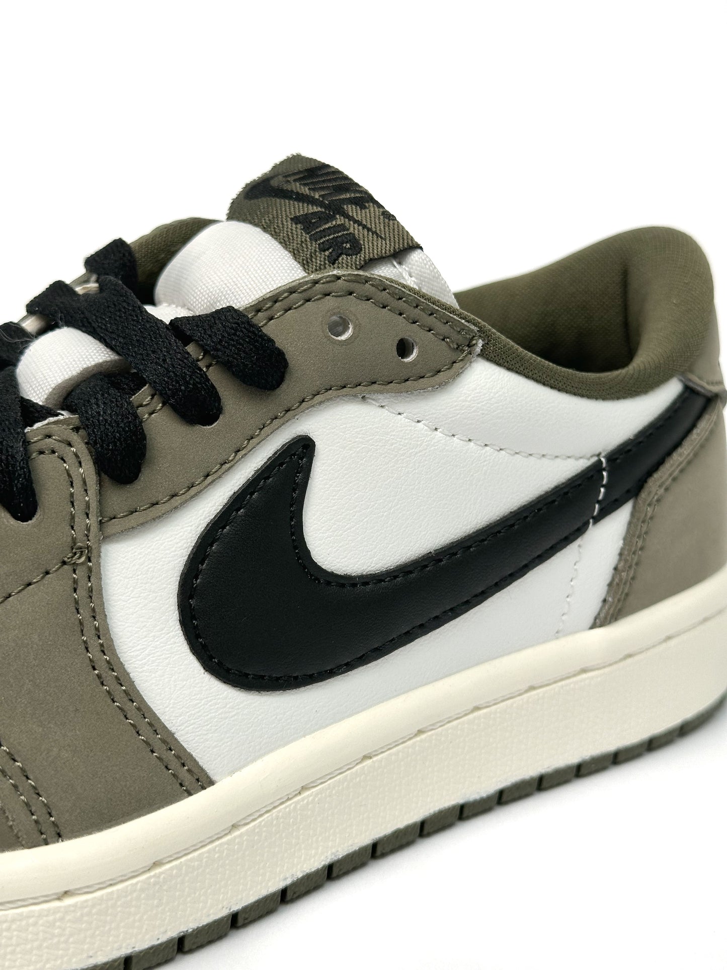 Nike Air Jordan 1 Retro Medium Olive