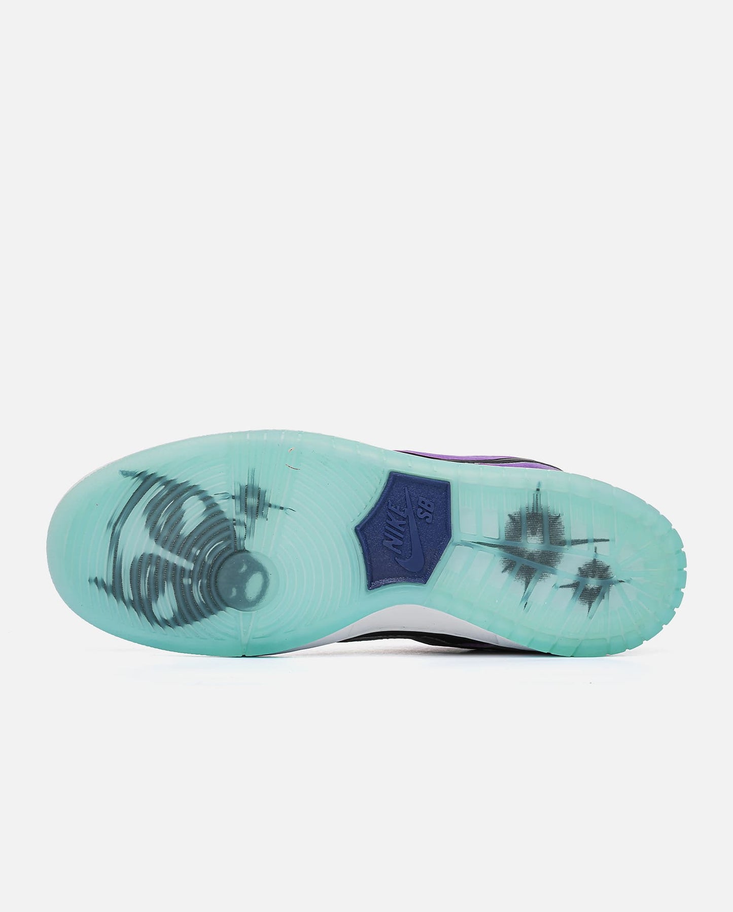 Nike SB Dunk Low Pro x Hayley Wilson