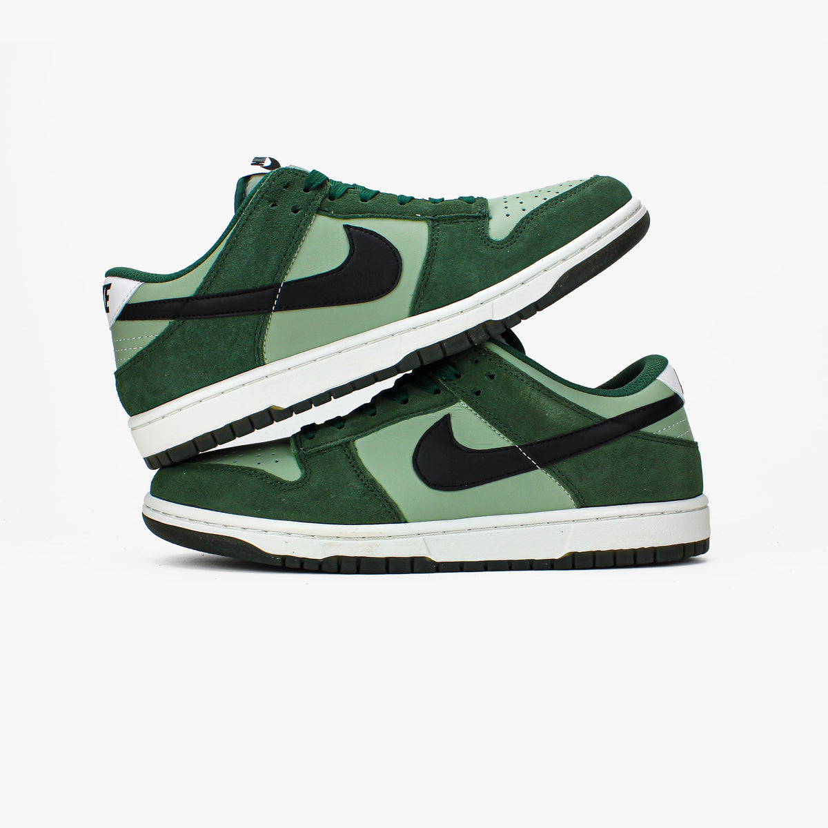 Nike SB Dunk Retro SE Black Green