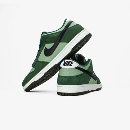 Nike SB Dunk Retro SE Black Green