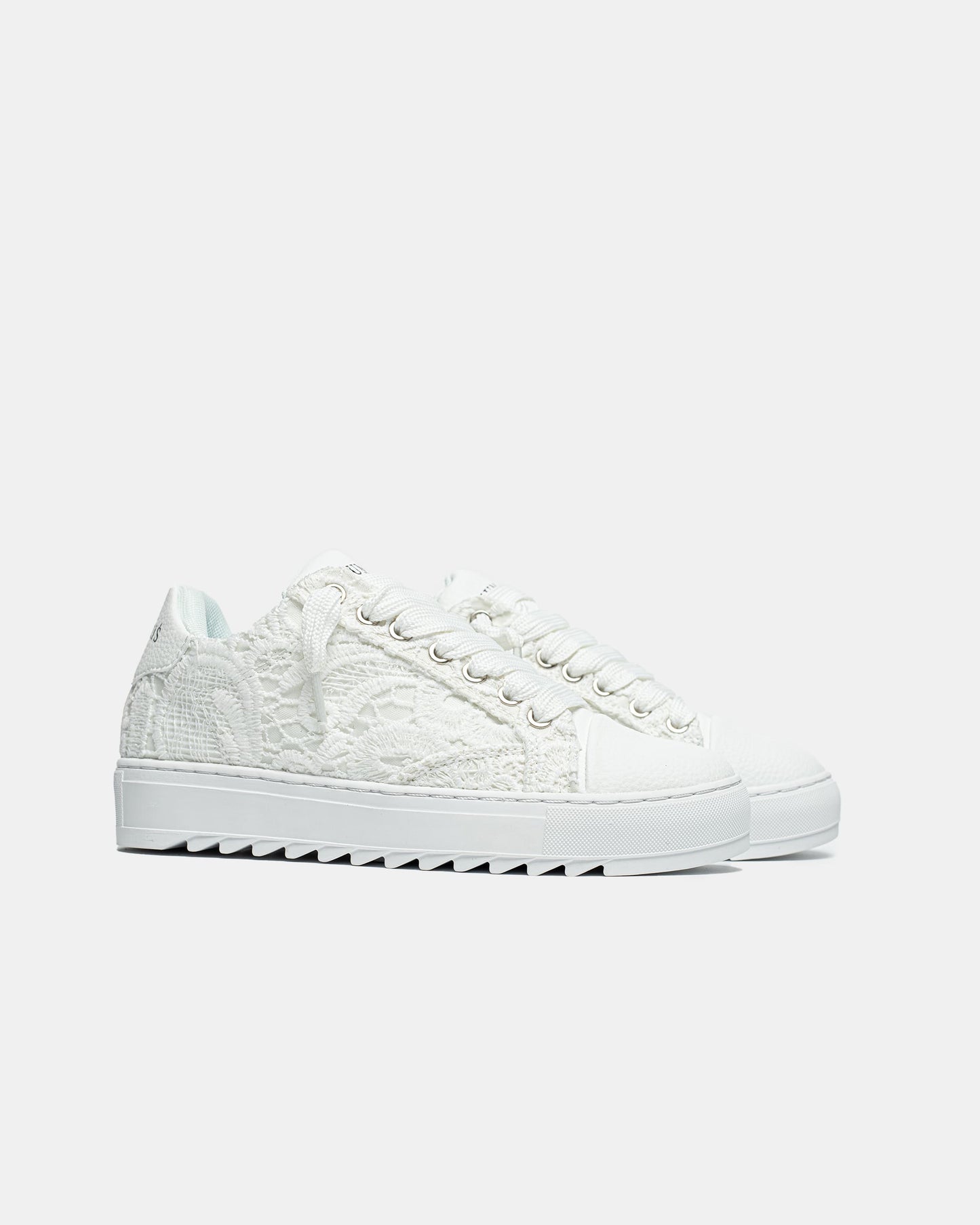 Numeris Lace White