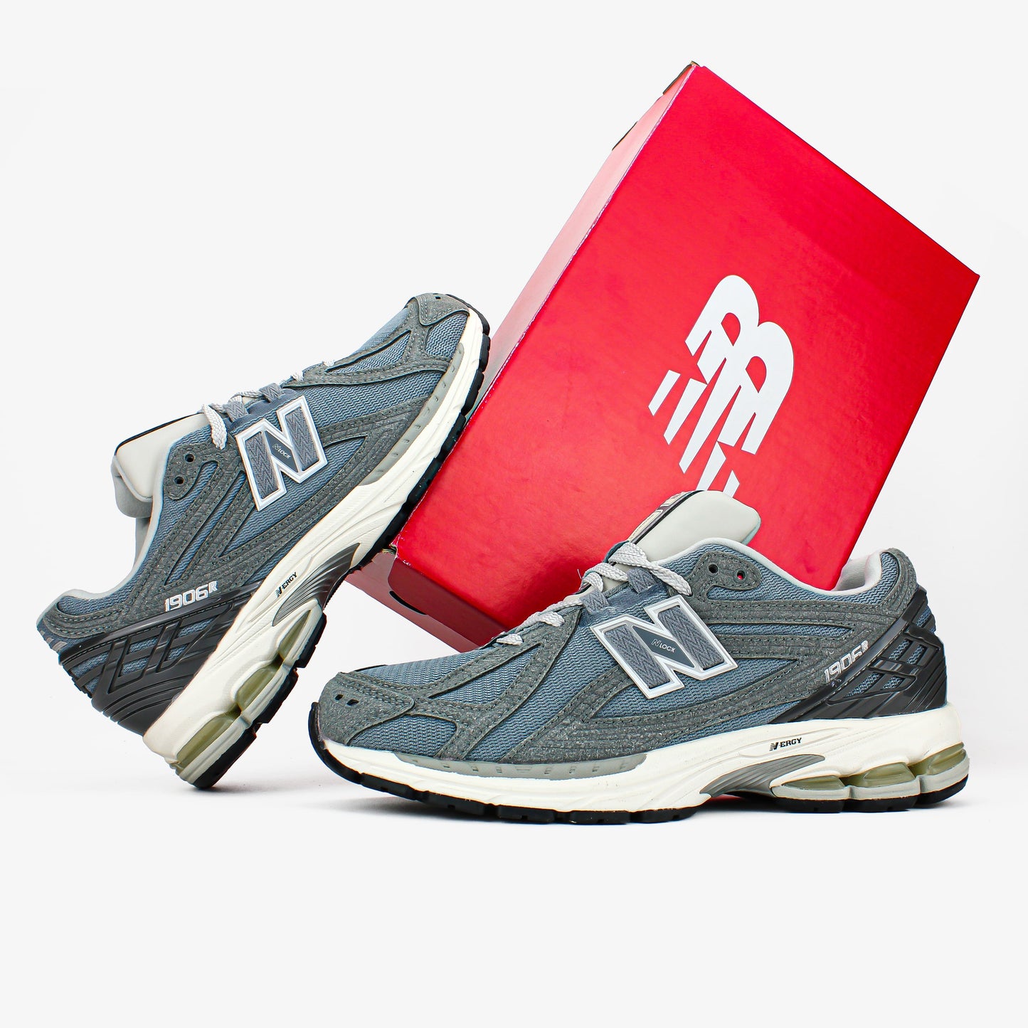 New Balance 1906R Titanium