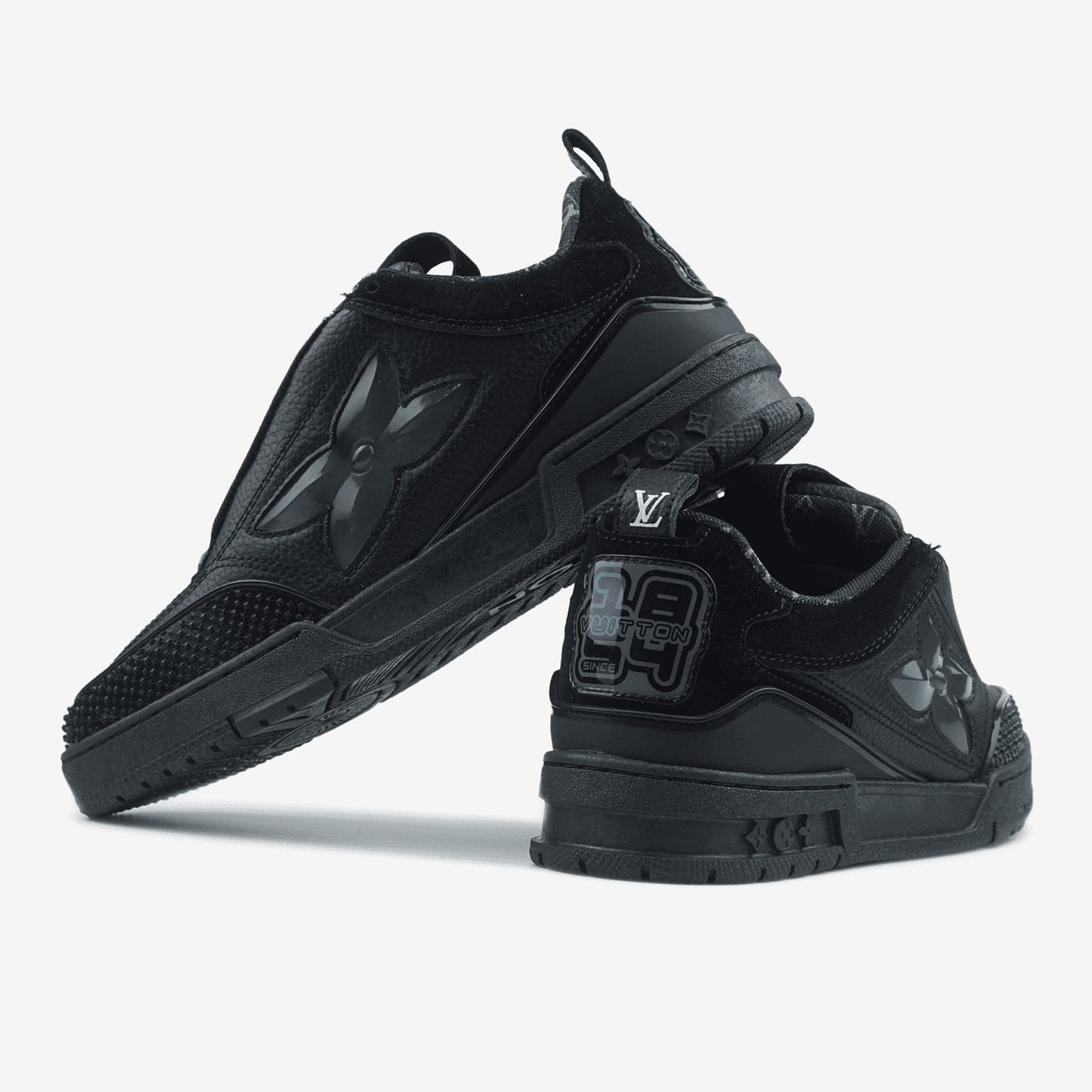 Louis Vuitton Skate Black Logo