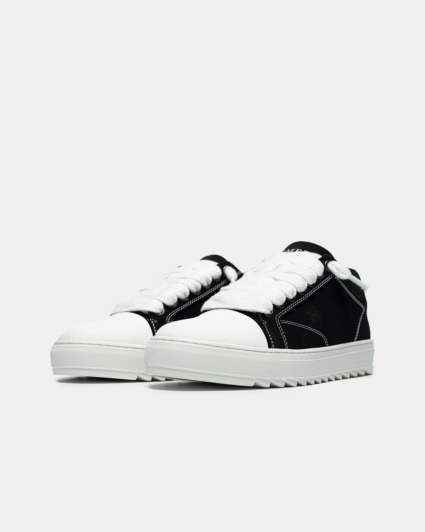 Numeris Black White