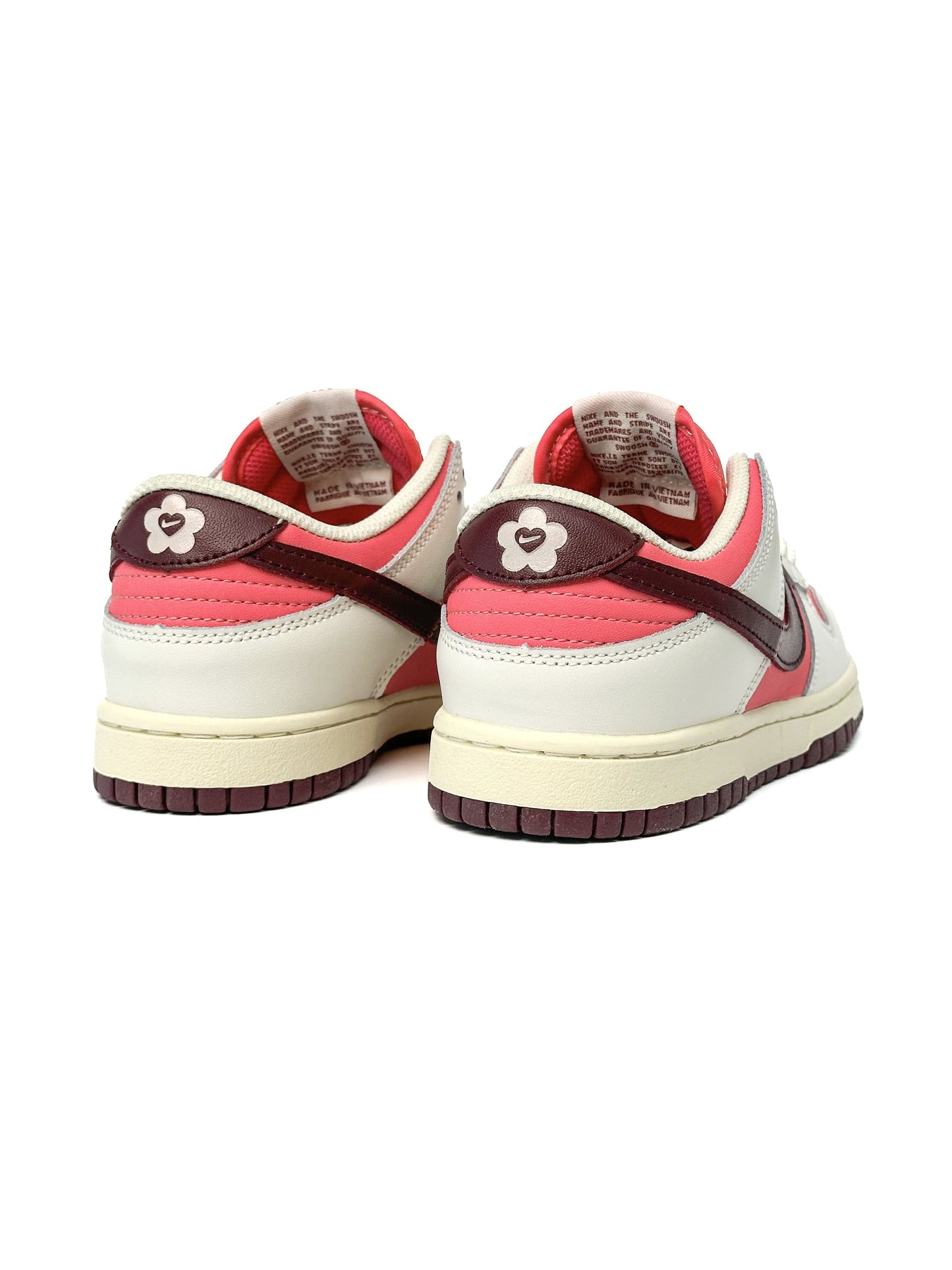 Nike SB Dunk Valentine's Day 2.0