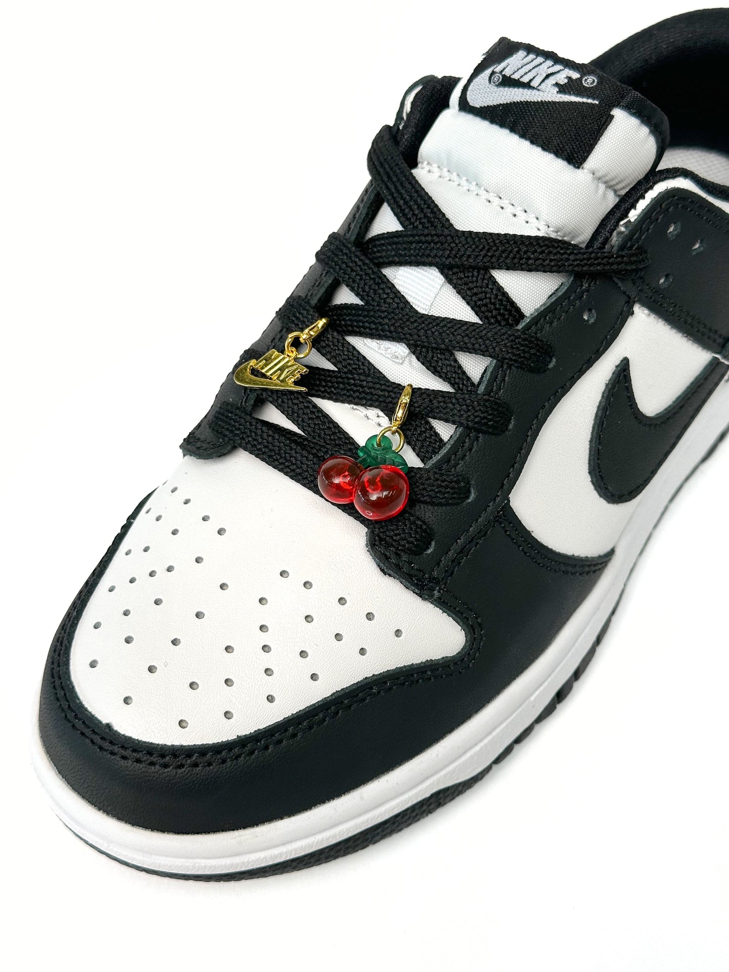 Nike SB Dunk BLack White Cherry Charms