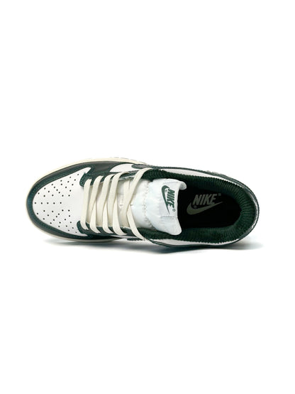 Nike SB Dunk Vintage Chameleon Green