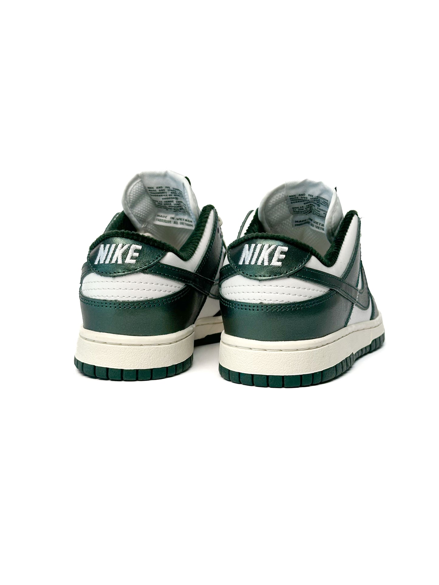 Nike SB Dunk Vintage Chameleon Green