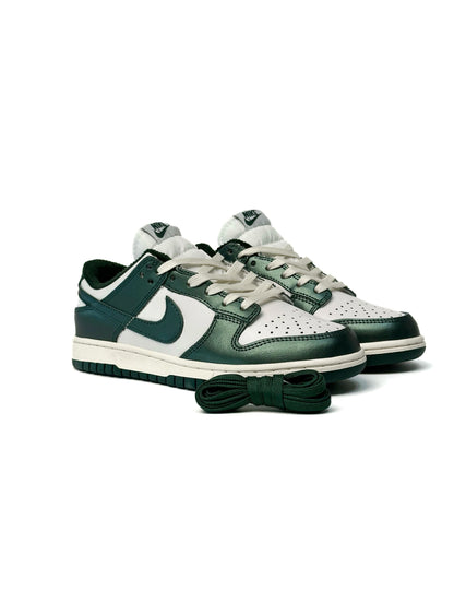Nike SB Dunk Vintage Chameleon Green