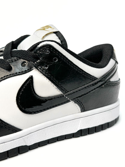 Nike SB Dunk World Champ