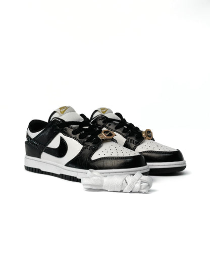 Nike SB Dunk World Champ