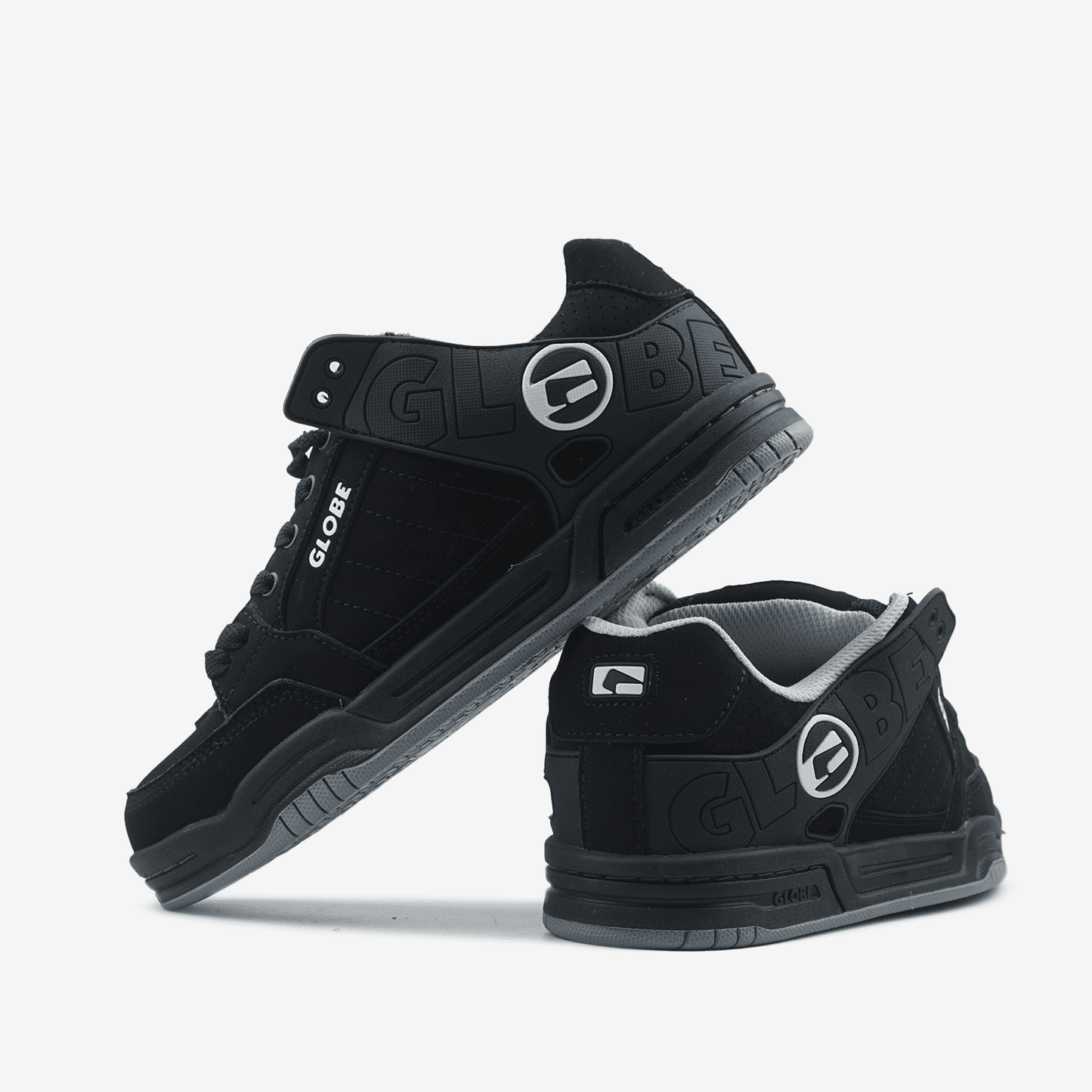 Globe Tilt Black White Logo