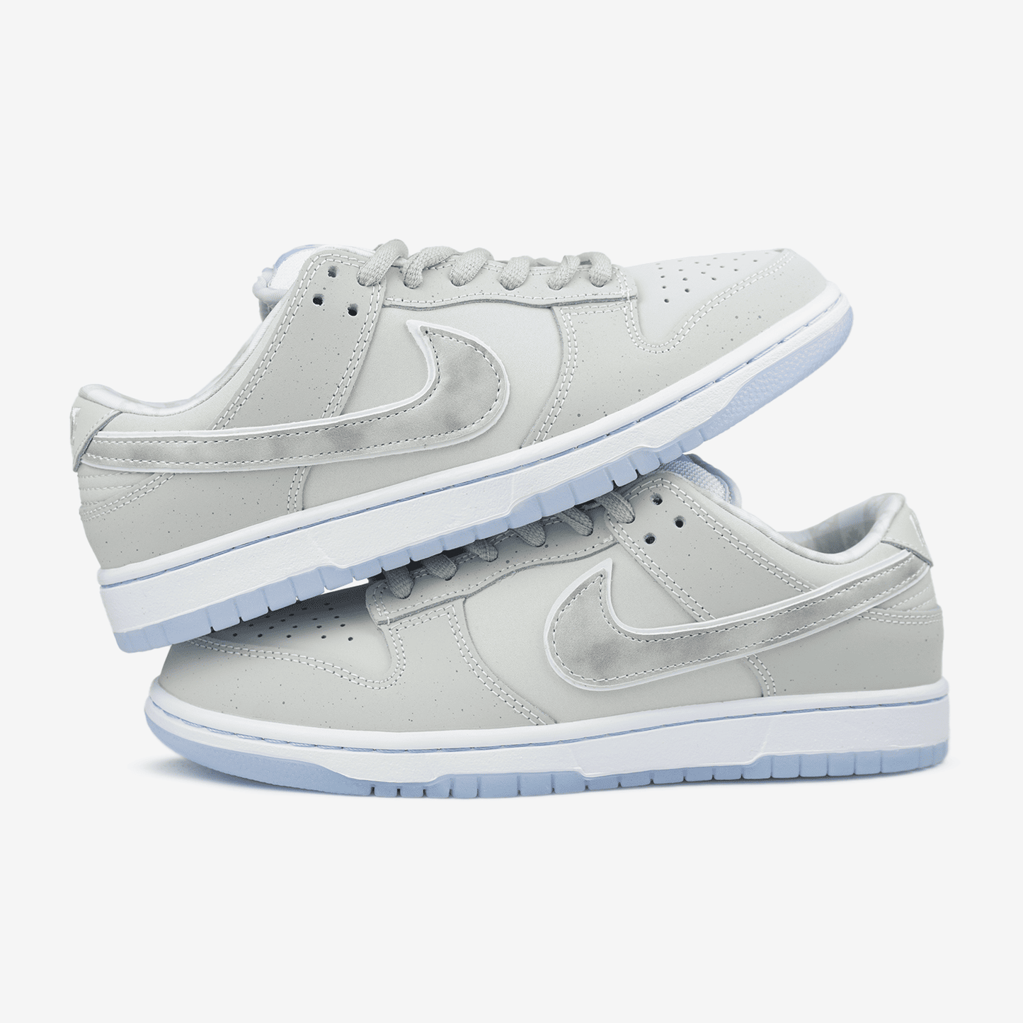 Nike SB Dunk White Lobster