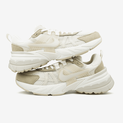 Nike V2K Run Sand Beige